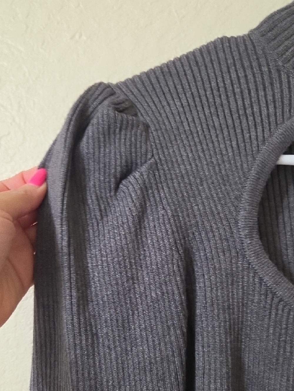 Zara Charcoal Gray Ribbed Heart Cutout Cardigan - Picture 6 of 7